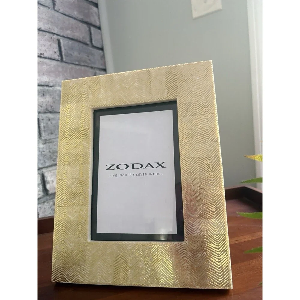 Zodax 5x7 Gold Chevron Herringbone Picture Frame